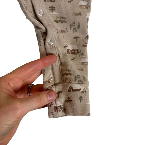 Rylee + Cru Tan Snow Holiday Sleeper Footless Long Sleeve Unisex 12-18 Months - Picture 5 of 5